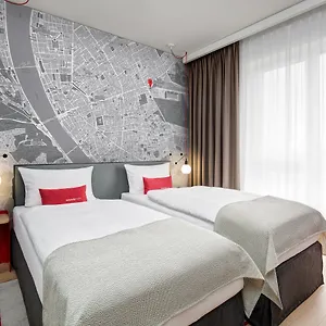 Отель Intercityhotel